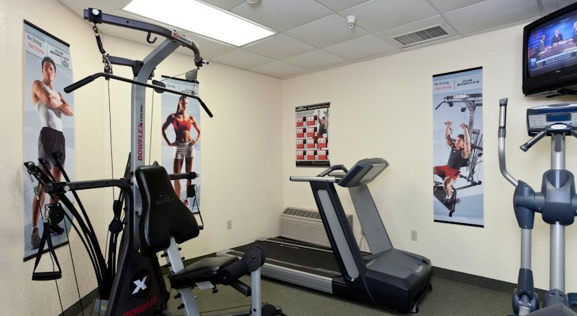 Country Inn & Suites By Radisson, Cedar Rapids Airport, Ia Konforlar fotoğraf