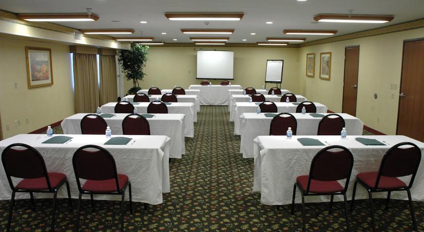 Country Inn & Suites By Radisson, Cedar Rapids Airport, Ia Konforlar fotoğraf